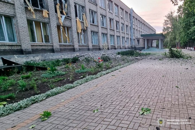 Унаслідок обстрілів трьох районів Харківщини пошкоджено цивільні об’єкти